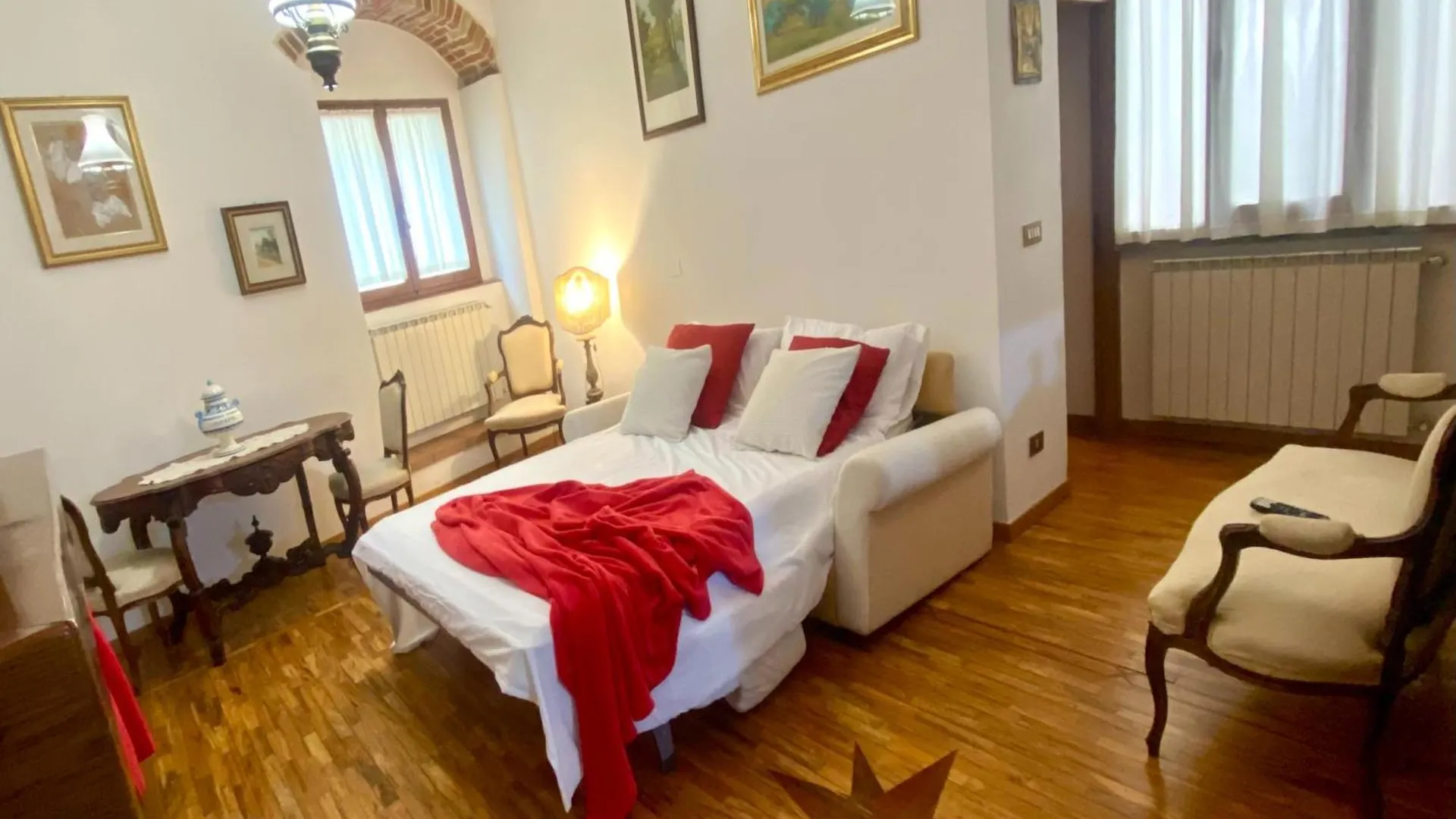 L' Angolo Del Tempo By Holiday World Arezzo Italia