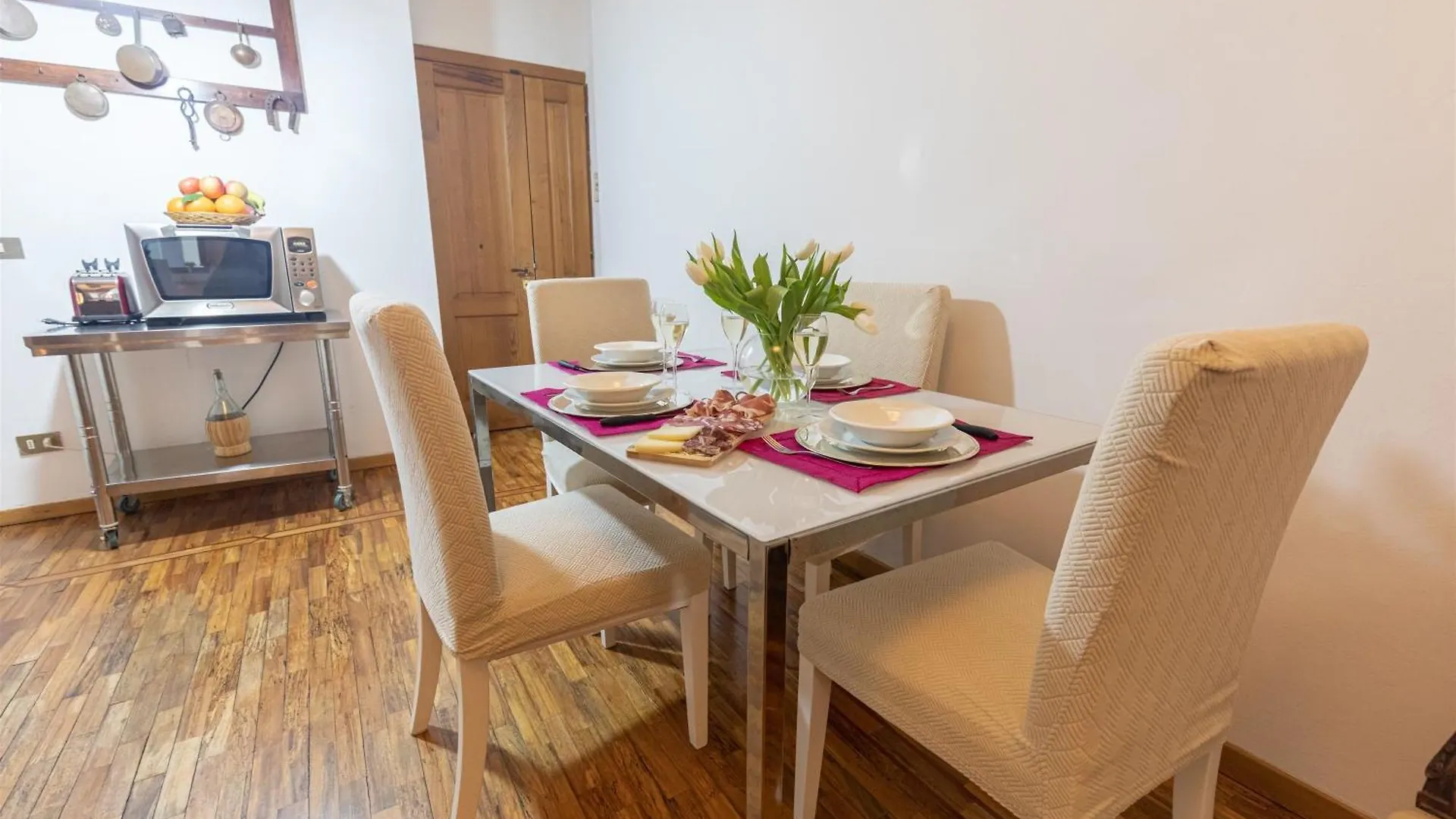 Apartamento L' Angolo Del Tempo By Holiday World Arezzo