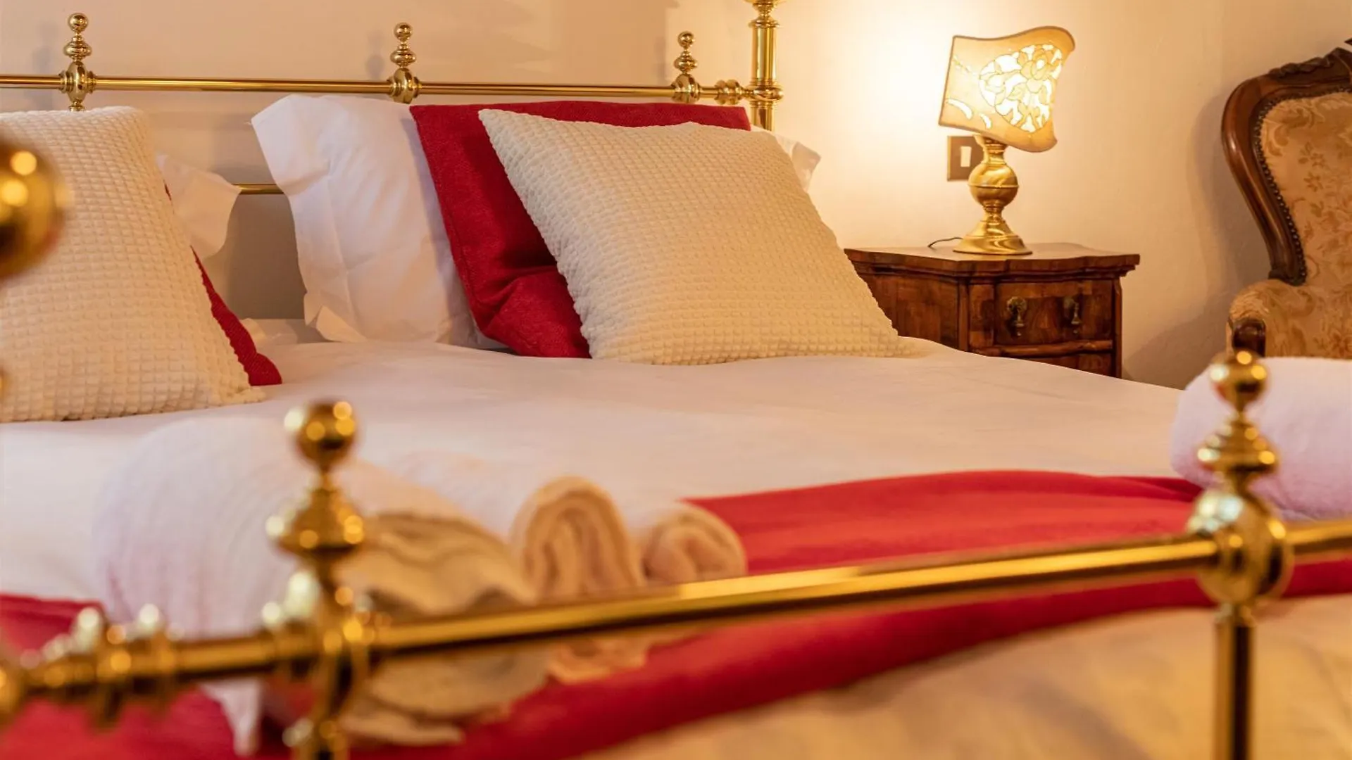 L' Angolo Del Tempo By Holiday World Arezzo Apartamento