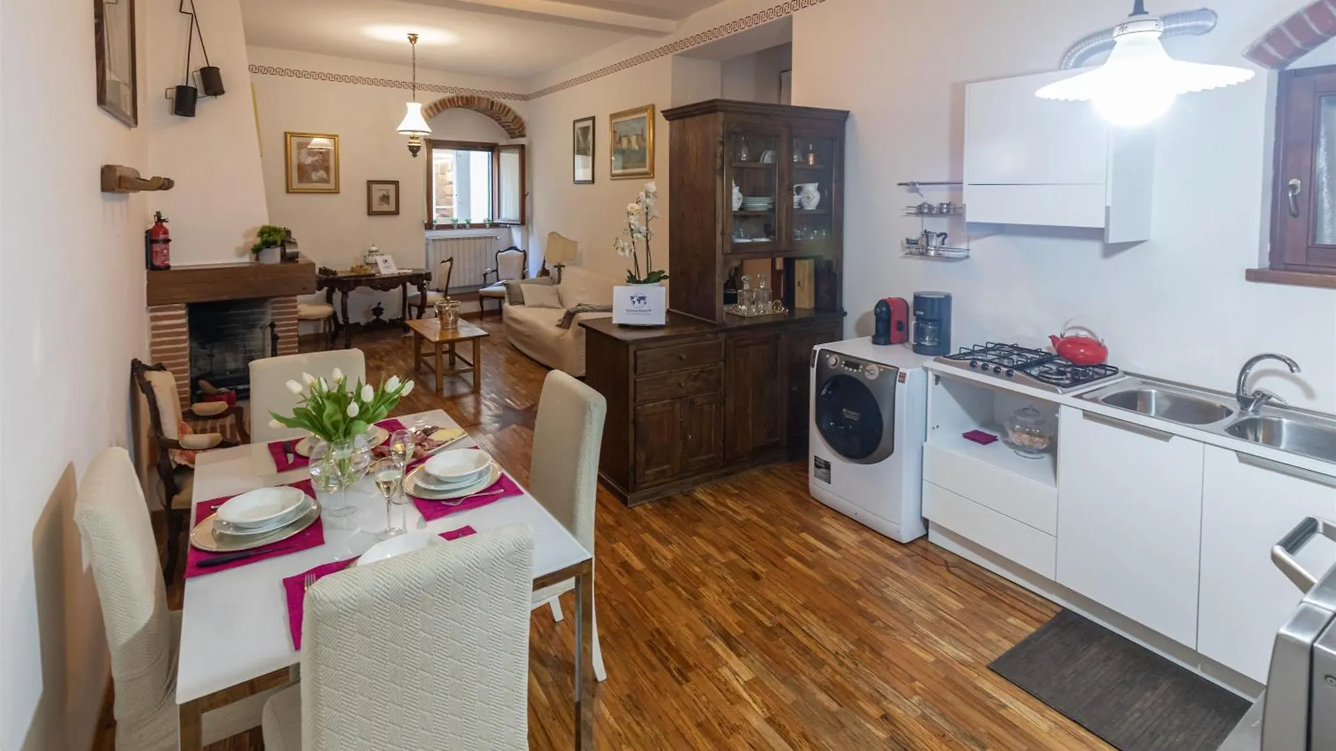 Apartamento L' Angolo Del Tempo By Holiday World Arezzo
